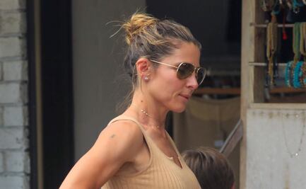 Elsa Pataky luce su figura con atuendo 'animal print' en Australia