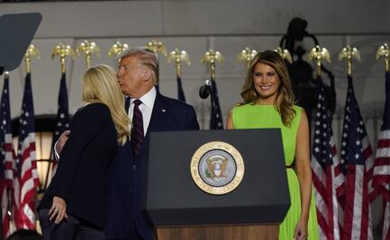 Video. Melania Trump hace gesto de desprecio al saludar a Ivanka 