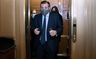 Ted Cruz viaja a Cancún en medio de crisis en Texas por tormenta invernal