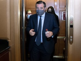 Ted Cruz viaja a Cancún en medio de crisis en Texas por tormenta invernal
