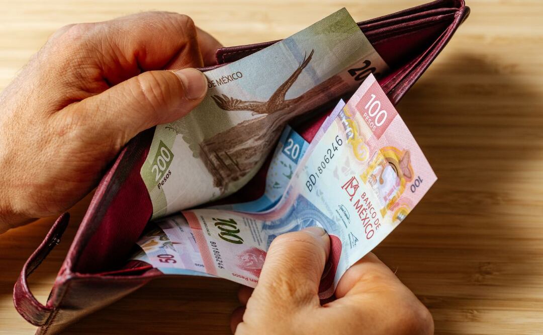 Pago de prima vacacional 2023 en México aumentaría con reforma a la LFT. Foto: iStock / Andrzej Rostek