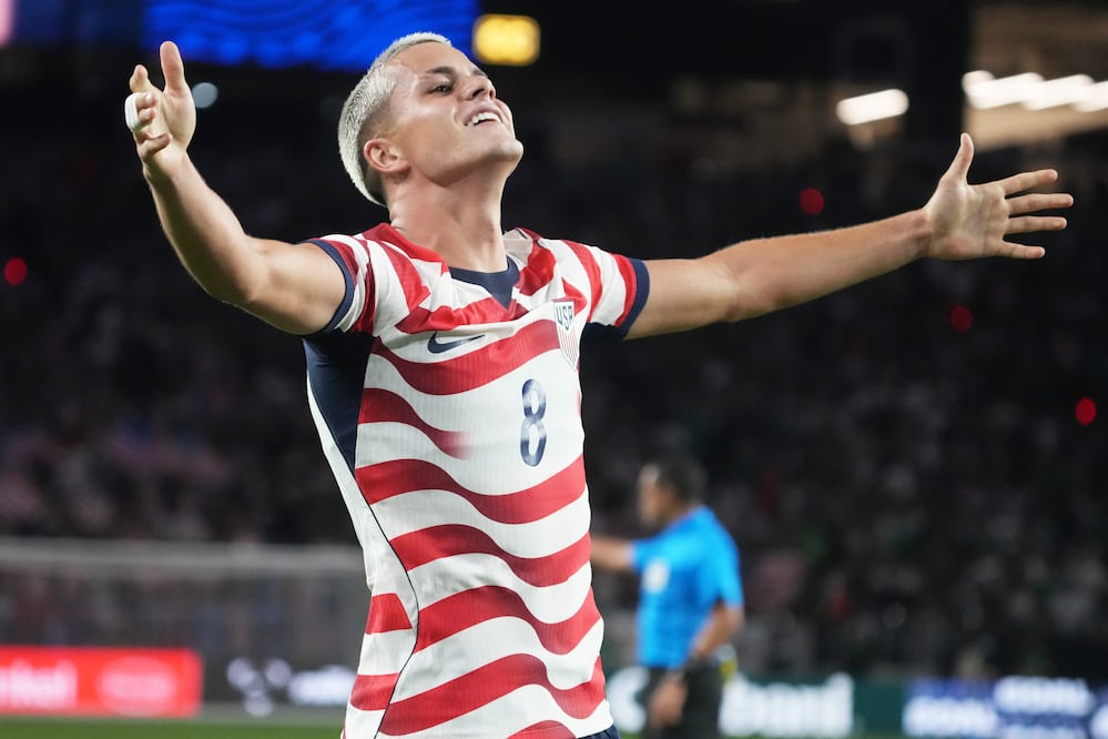 ¿Quién es Cavan Sullivan? A los 17 años hizo historia con Estados Unidos ante México y ahora es competencia de Mora. (AP Foto/Rick Scuteri)