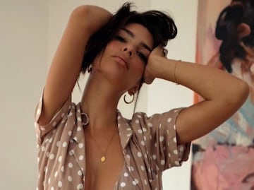 Emily Ratajkowski arrasa en Instagram con sesión de fotos