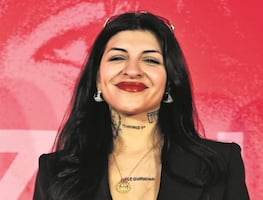 ¿Lloró por Nodal? Cazzu causa revuelo en concierto y rompe en lágrimas: “Vos pensaste que eras el diablo”