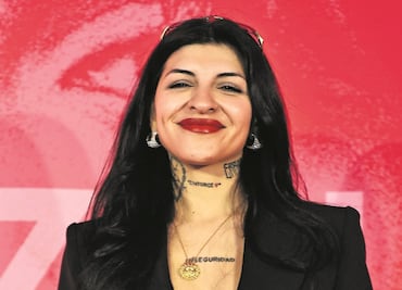 ¿Lloró por Nodal? Cazzu causa revuelo en concierto y rompe en lágrimas: “Vos pensaste que eras el diablo”