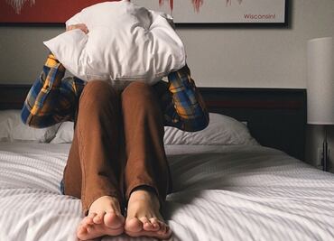 Vinculan enfermedades cerebrovasculares con la falta de sueño