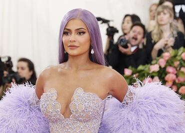 Kylie Jenner presume curvas con bikini de efecto traslúcido