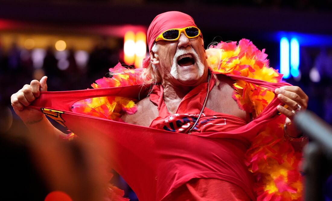 Hulk Hogan: el ritual que volvía loca a su público.  Foto AP/Alex Brandon, archivo