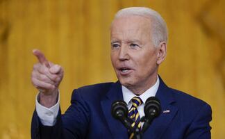Biden promete “un desastre para Rusia” si invade Ucrania