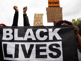 Estudiantes exhiben racismo por parte de sus profesores en Connecticut