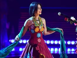 ¿Boletos gratis de Ángela Aguilar para shows de EU? ¿No llena en su gira en solitario?