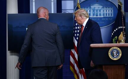 Video. Desalojan a Trump de sala de prensa en la Casa Blanca