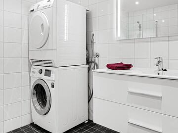 Niño muere atrapado en la lavadora mientras jugaba a las escondidas en EU