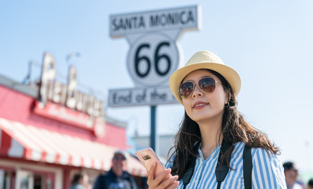 Los Angeles/ iStock/ PRImageFactory