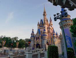 Disney World alista feria de empleo para personal de limpieza en Orlando; estos son los trabajos disponibles