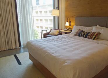 Canopy by Hilton, un hotel lleno de arte a la orilla del Riverwalk en San Antonio