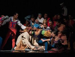 ¡Atención, maestros de teatro! Comexus ofrece beca de estancia en EU