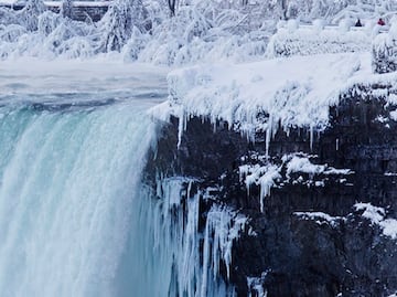 Fotos: Las tormentas invernales congelan las Cataratas del Niágara