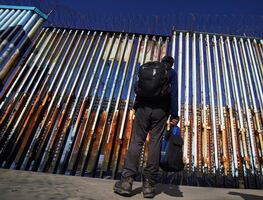 Abril marca récord de detenciones de migrantes en frontera México-Estados Unidos