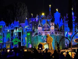 Hay nuevos espectáculos nocturnos en Disneyland California: Celebran el 70° aniversario