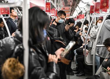 Más de 30 heridos al separarse dos vagones en el metro de Pekín. VIDEO