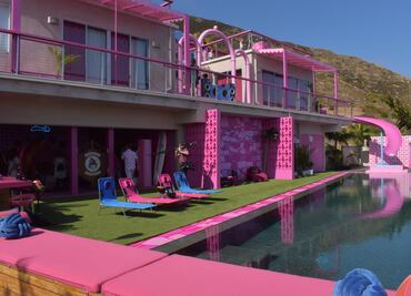 Así es por dentro la 'Casa de los Sueños' de Barbie, el Airbnb más deseado de Malibú