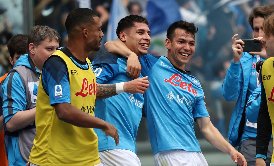 “Chuky” Lozano hace historia; el mexicano es campeón de la serie A de Italia (Alessandro Garofalo/LaPresse via AP)