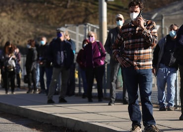 Turismo de vacunación: Viajan a Estados Unidos para recibir vacuna anticovid