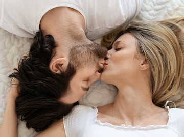 Día Internacional del Beso 2024. ¿Cuáles son los beneficios de besar, según la ciencia?