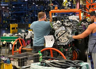 Suspenden a 6 mil empleados de General Motors en México por huelga en EU