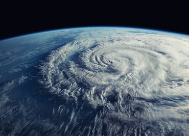 Cambio climático aumentó fuerza de los huracanes en 29 km/h, revela estudio