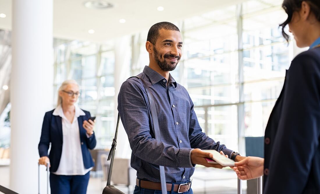 Revisa bien tu cartera antes de viajar a Estados Unidos para que no rebases el límite. Foto: iStock