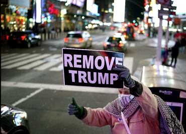 Protestas y falsas amenazas de bomba en NY tras asalto al Capitolio