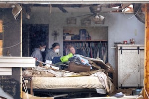 Alerta en EU: tornados dejan muertos y destrucción en Indiana y Illinois; nuevas tormentas avanzan por la región. VIDEO