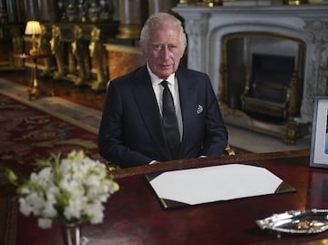 Carlos III: "Mamá, gracias por tu amor y la devoción a nuestra familia"