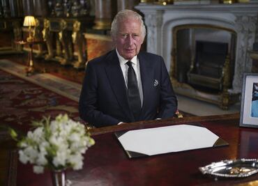 Carlos III: "Mamá, gracias por tu amor y la devoción a nuestra familia"