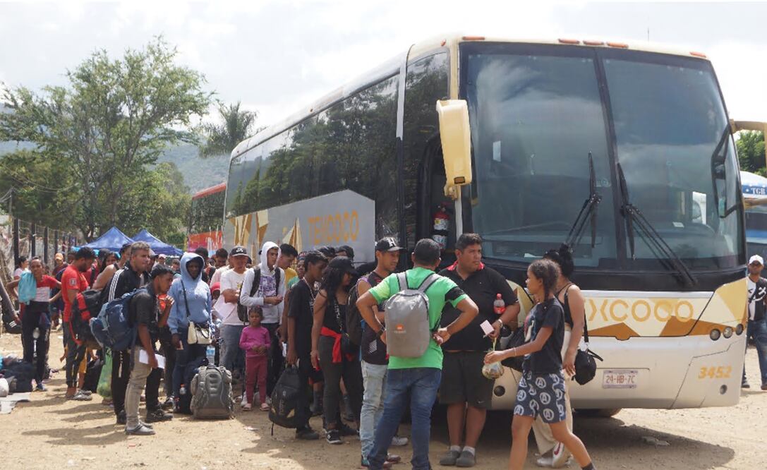 Mueren 17 migrantes, la mayoría venezolanos, en un accidente carretero en el sur de México. Foto Edwin Hernández / EL UNIVERSAL