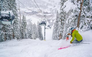 Invierno en Colorado: nieve, heliesquí, spa y moda mexicana