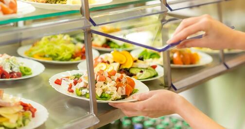 Hawái alista ley que prohibiría plásticos en restaurantes