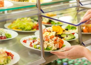 Hawái alista ley que prohibiría plásticos en restaurantes