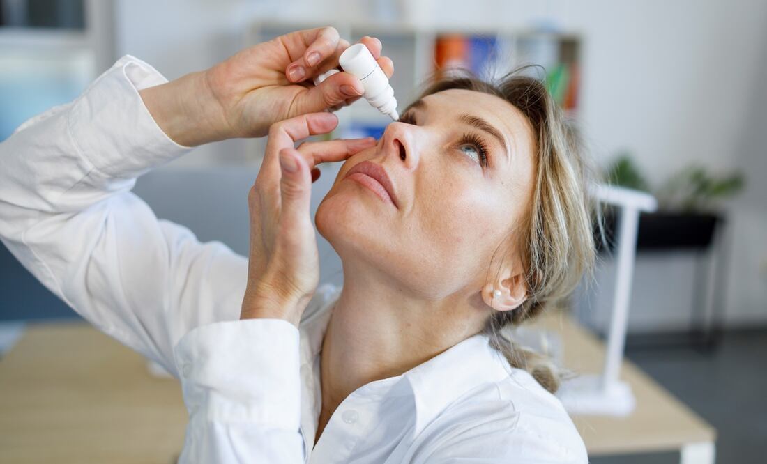 Gotas para ojos contaminadas con bacterias mortales. Foto: iStock-Andrii Borodai