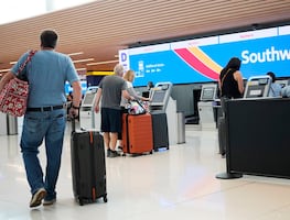 9 errores que cometes al viajar en avión y cómo evitarlos