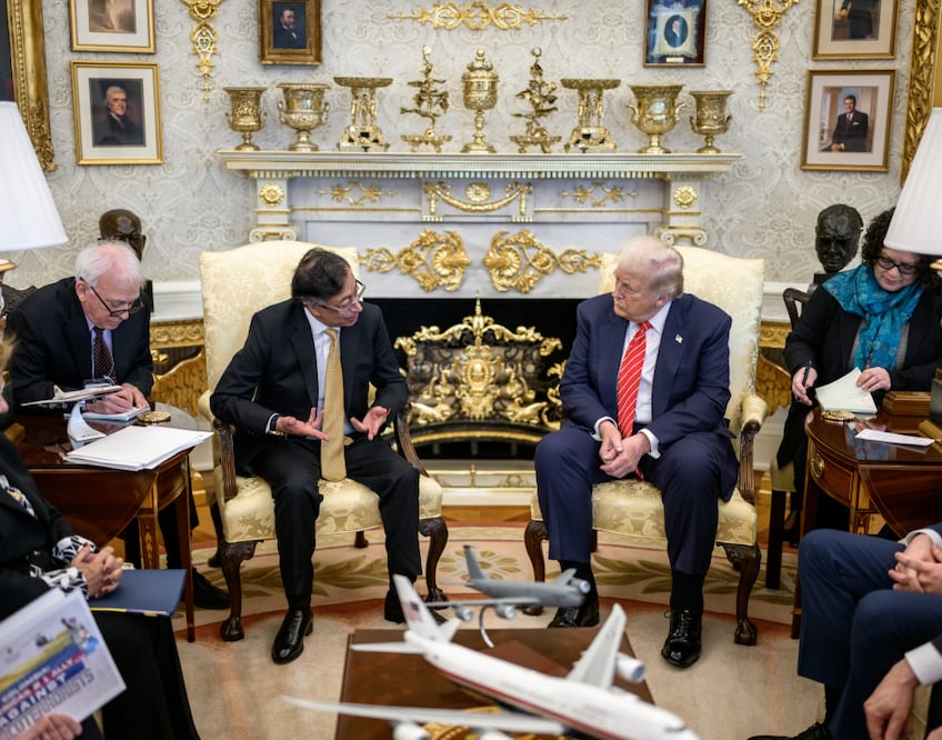 Gustavo Petro entrega a Donald Trump lista de narcotraficantes que viven fuera de Colombia: "Sus capos no están en mi país". Foto: The White House / X