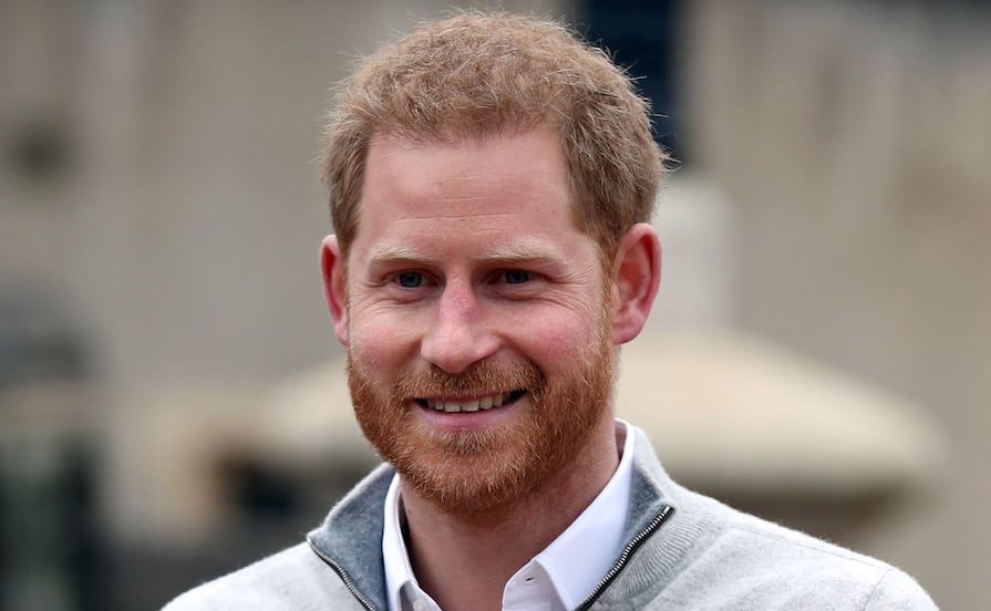 Revelan mensajes íntimos del príncipe Harry con reportera y el apodo “Señor Travieso” desata revuelo 