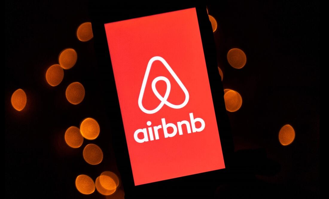 CDMX alista reformas para plataformas digitales de alojamiento como Airbnb.  Photo by Lionel BONAVENTURE / AFP