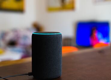Amazon planea cobrar por versión de Alexa con IA; ¿cuánto costará la suscripción?