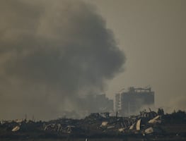 Israel bombardea Ciudad de Gaza mientras se cumplen 700 días de guerra con Hamás. VIDEO