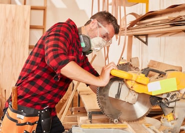 Solicitan carpinteros en la Embajada de Estados Unidos en México; pagan $250,139 y no piden inglés