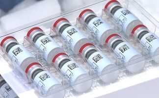 OMS urge a los países ricos donar vacunas para países pobres