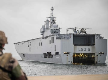 Estados Unidos desplaza barcos de guerra cerca de Israel ante amenaza de Irán